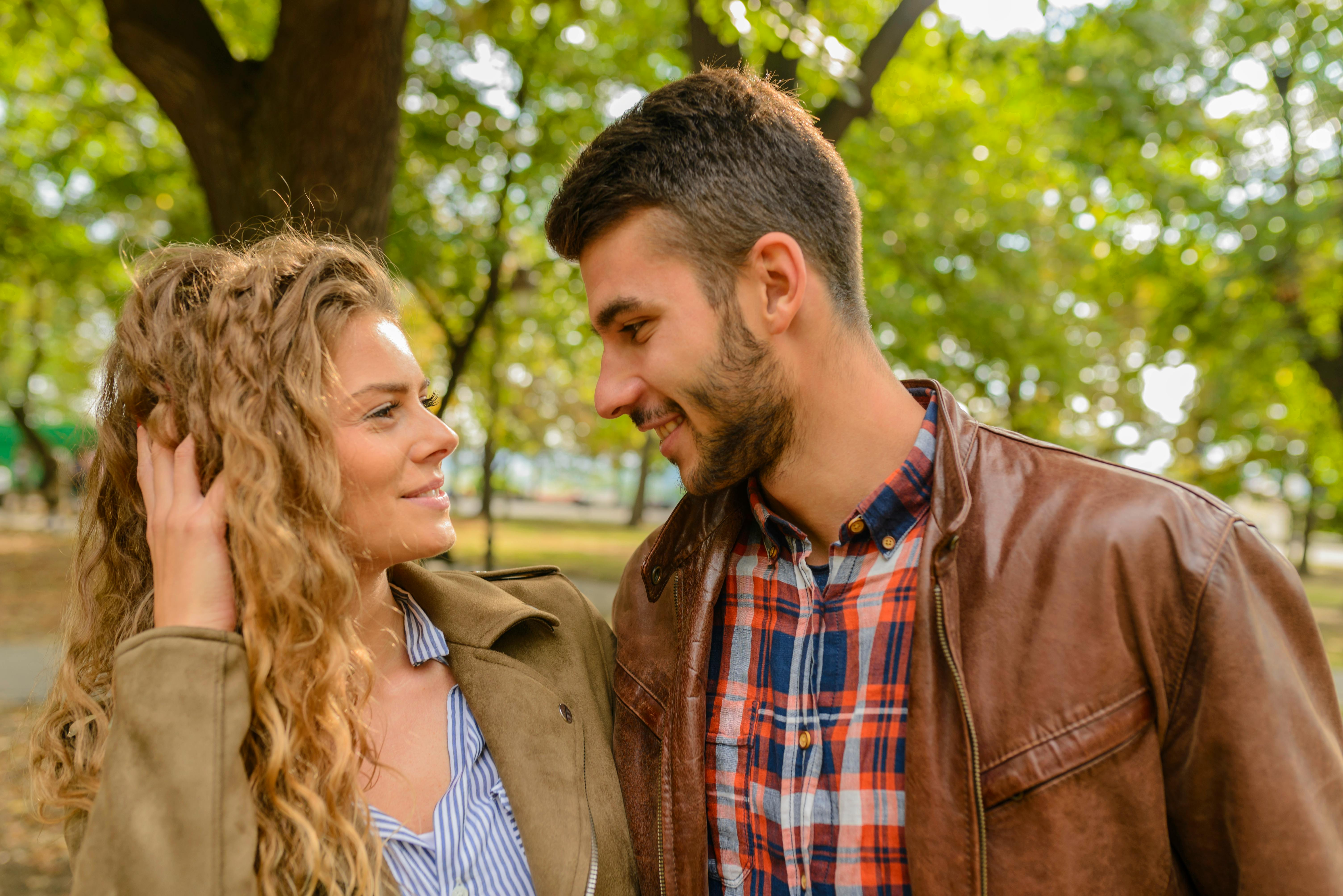 85 Deep Conversation Starters to Strengthen Your Relationship
