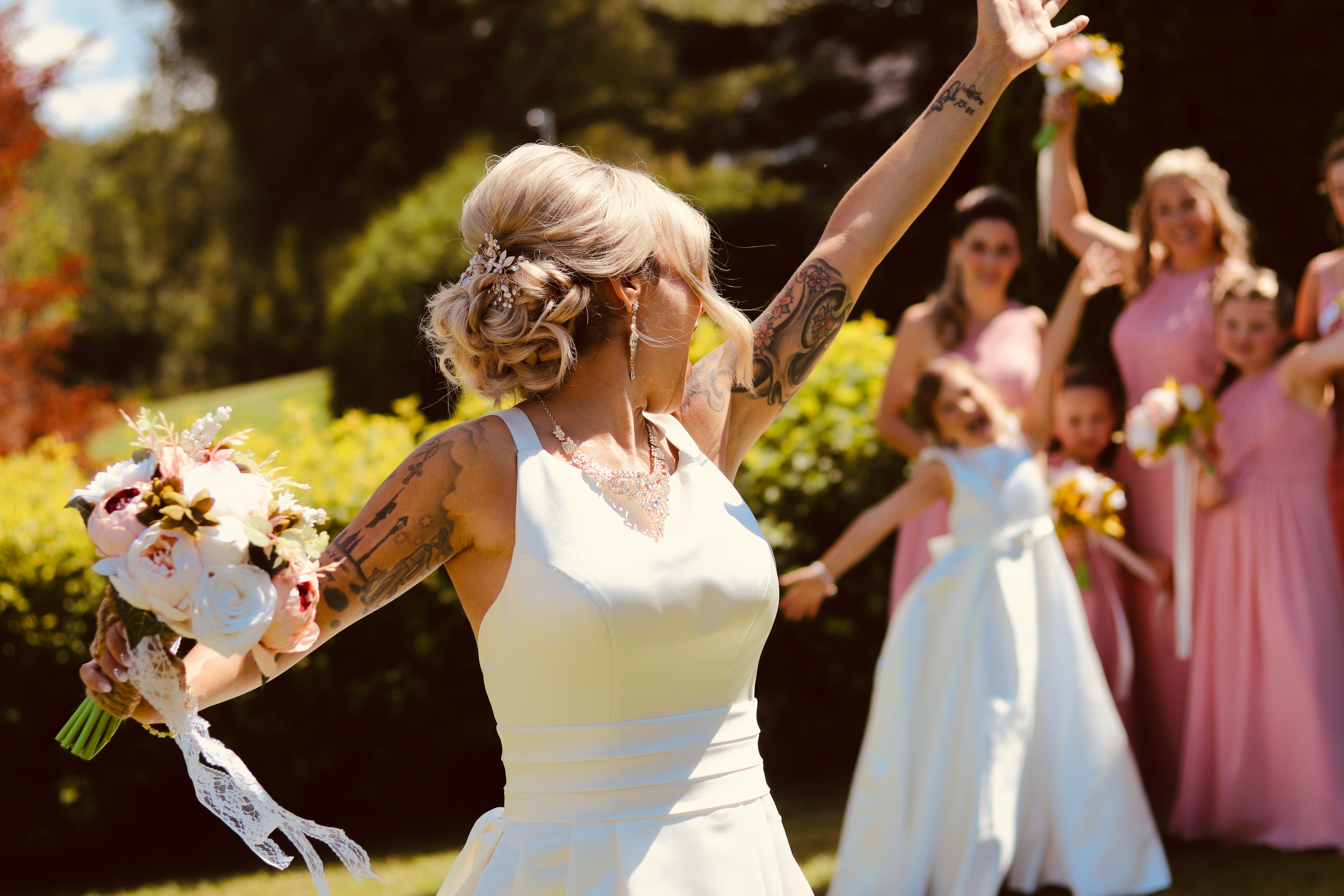Everything You Need to Know About the Bouquet Toss
