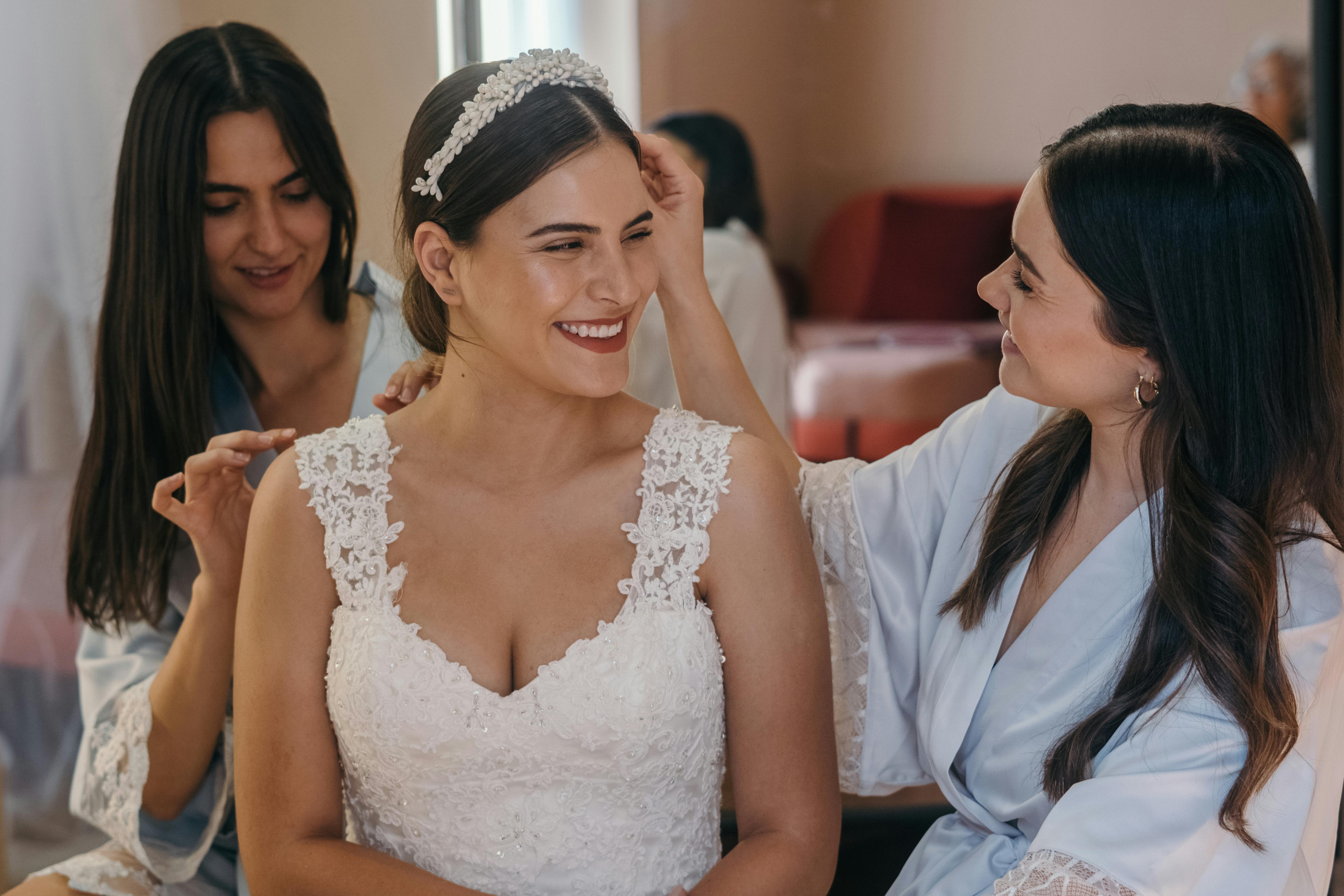 7 Warning Signs That You’re Being a Difficult Bridesmaid (and How to Change It)
