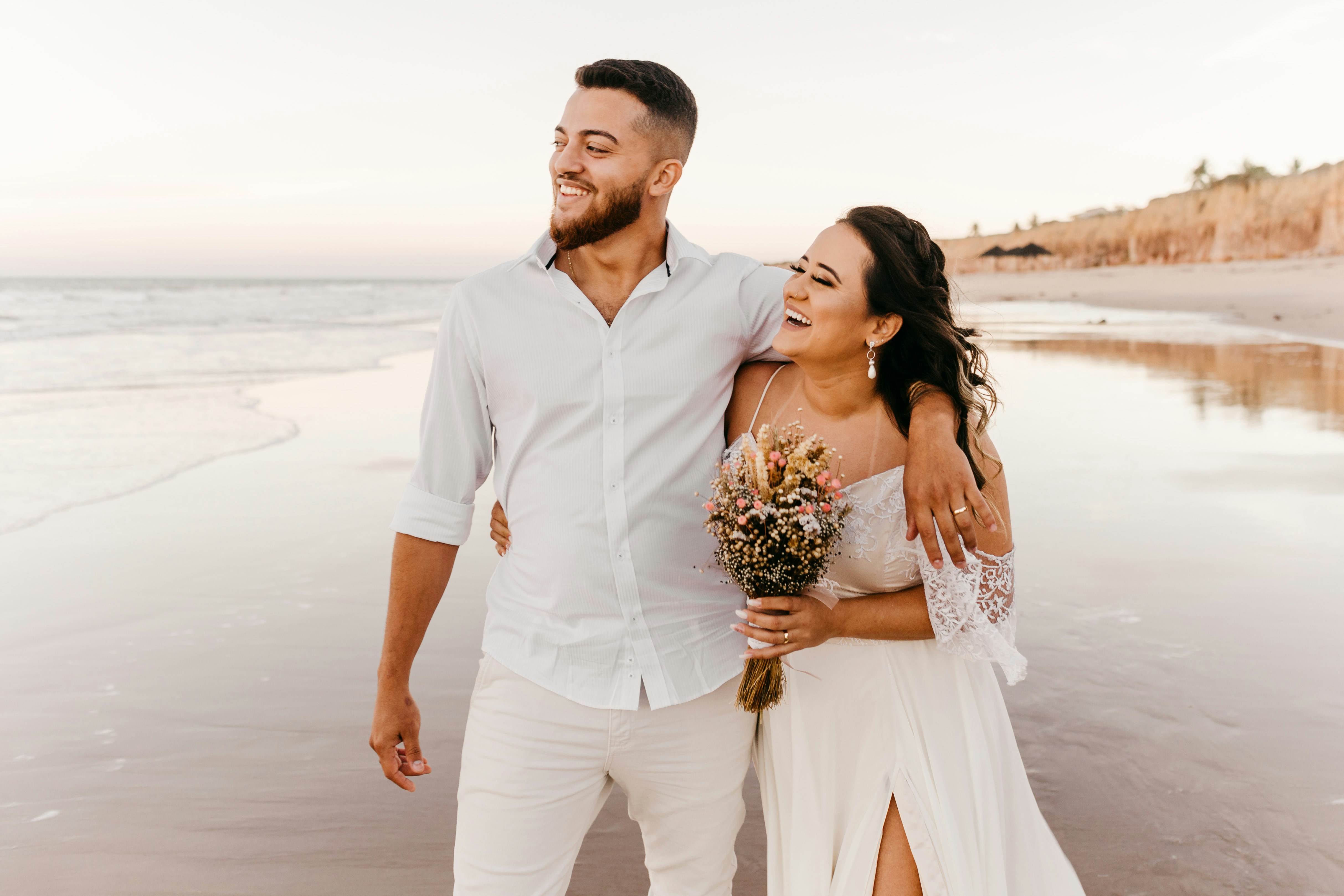 How to Plan a Wedding as a Gemini, According to Astrologers