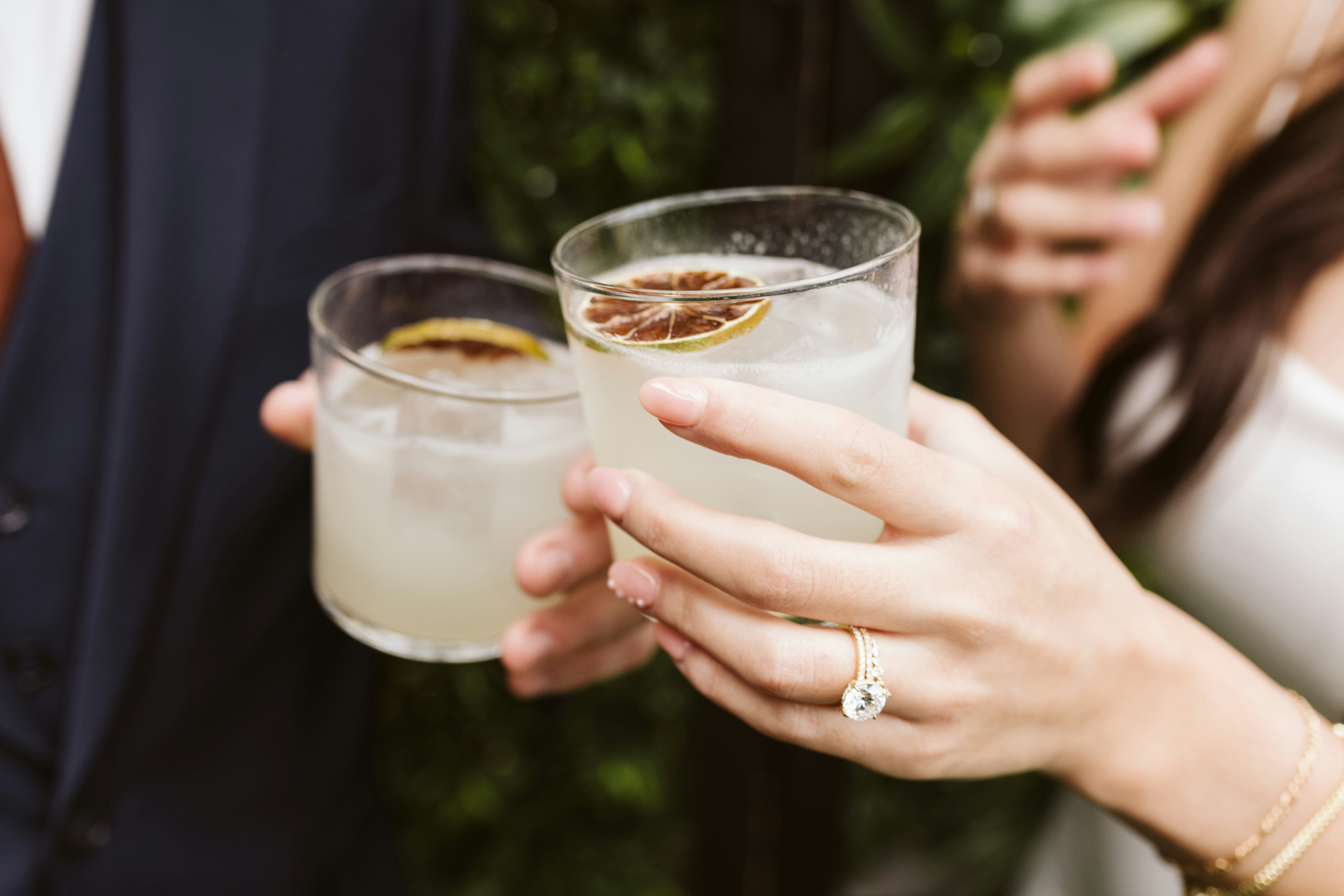 How to Plan the Perfect Wedding Cocktail Hour