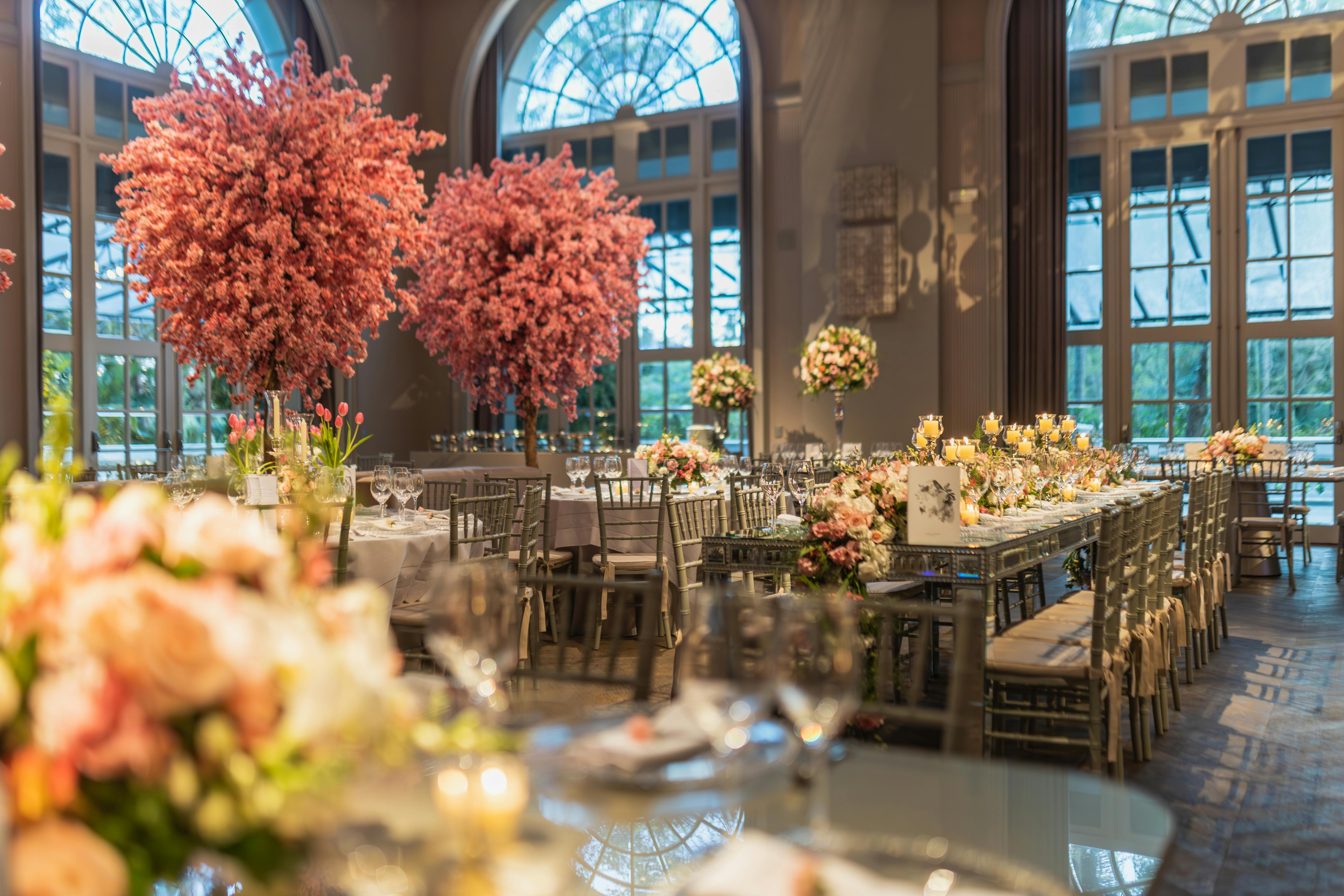 Host Your Wedding Reception at a Restaurant: Tips for a Memorable Celebration