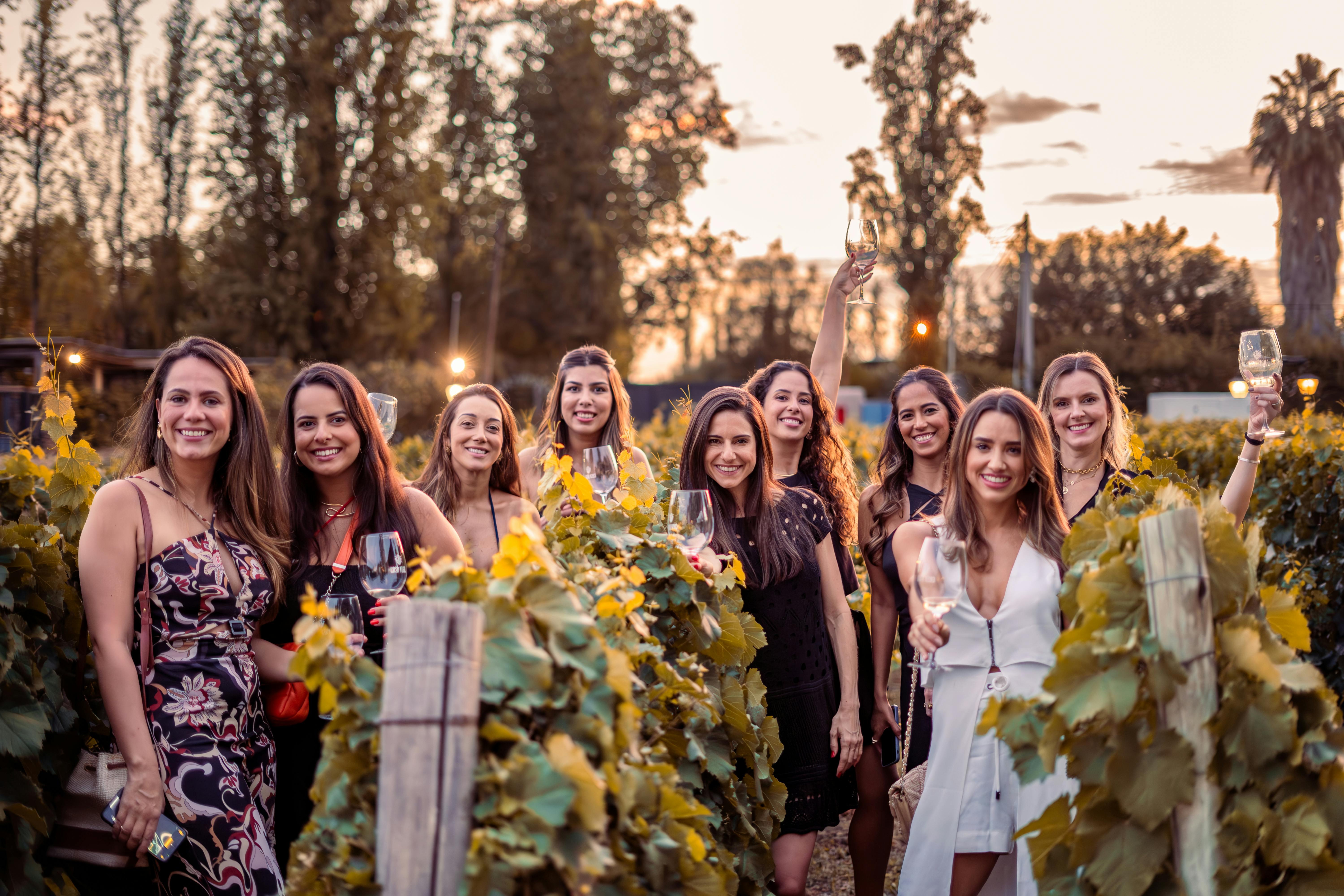 What to Wear to a Bridal Shower as a Guest